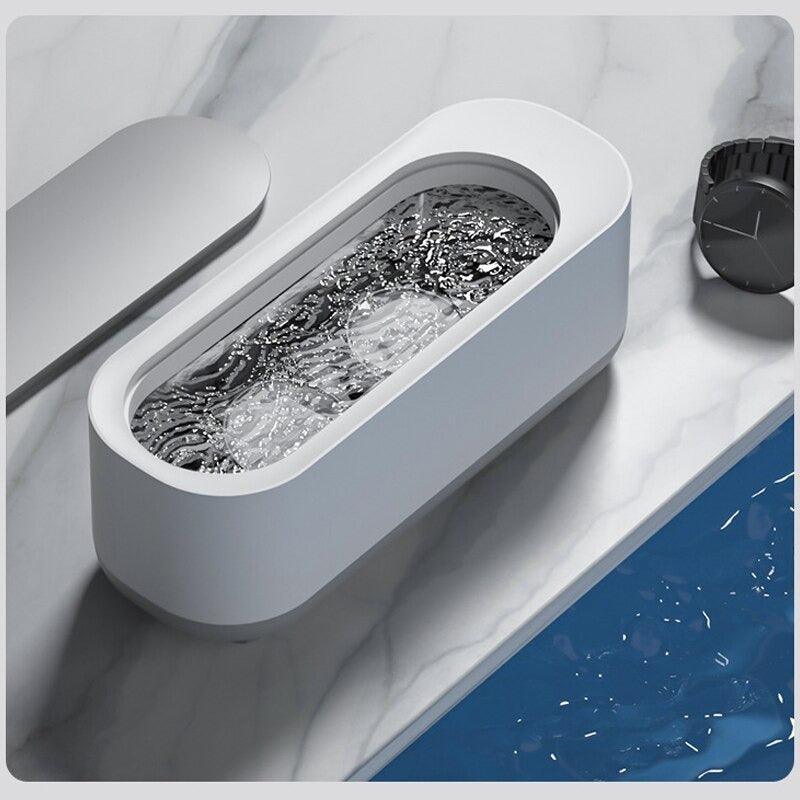Ultrasonic cleaning machine